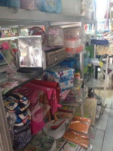 日用百貨清倉大甩賣，服裝服飾零售優惠來襲